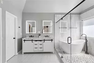 2241 Harry Brooks Dr N W, Atlanta, GA 30318 - Photo 6