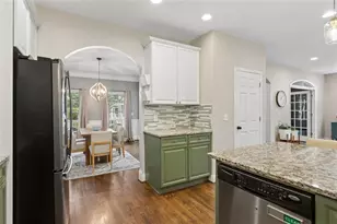 2241 Harry Brooks Dr N W, Atlanta, GA 30318 - Photo 28