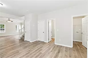 818 Woods Dr NW, Atlanta, GA 30318 - Photo 10