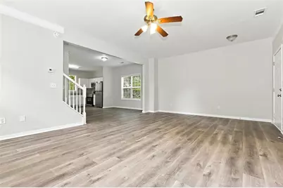 818 Woods Drive NW, Atlanta, GA 30318 - Photo 4
