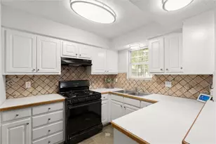 573 Picketts Bend Ct, Marietta, GA 30008 - Photo 4