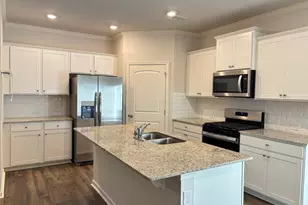3240 Greyton Dr, Buford, GA 30519 - Photo 6