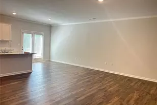 3240 Greyton Dr, Buford, GA 30519 - Photo 4