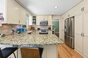 5866 Match Point, Peachtree Corners, GA 30092 - Photo 8