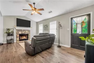 41 Giles Dr, McDonough, GA 30252 - Photo 6