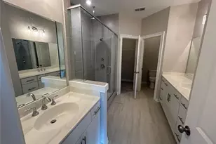 2035 Holtz Ln NW, Atlanta, GA 30318 - Photo 16