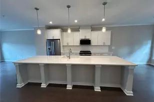 2035 Holtz Ln NW, Atlanta, GA 30318 - Photo 6