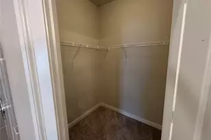 2035 Holtz Ln NW, Atlanta, GA 30318 - Photo 18