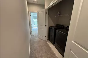2035 Holtz Ln NW, Atlanta, GA 30318 - Photo 22