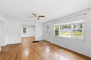 37 Claire Dr SE, Atlanta, GA 30315 - Photo 2