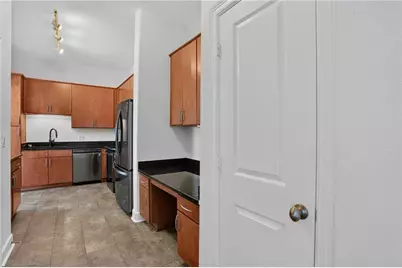 3445 Stratford Road NE #2307, Atlanta, GA 30326 - Photo 4