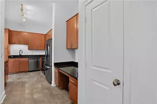 3445 Stratford Rd NE, Atlanta, GA 30326 - Photo 4