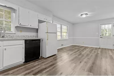 1834 Dogwood Court SW, Snellville, GA 30078 - Photo 12