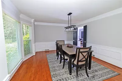 415 Spindle Court, Sandy Springs, GA 30350 - Photo 6