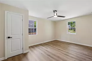 1970 Oana St SW, Atlanta, GA 30310 - Photo 18