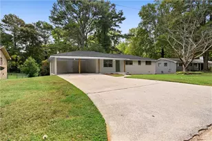 10183 Starr St, Covington, GA 30014 - Photo 2