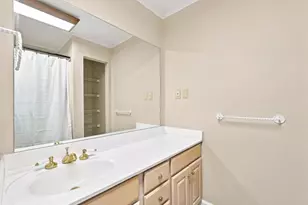 1340 N Crossing Dr NE, Atlanta, GA 30329 - Photo 36