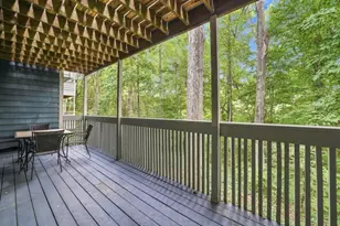 1340 N Crossing Dr NE, Atlanta, GA 30329 - Photo 12