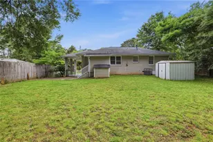 1972 S Columbia Pl, Decatur, GA 30032 - Photo 24