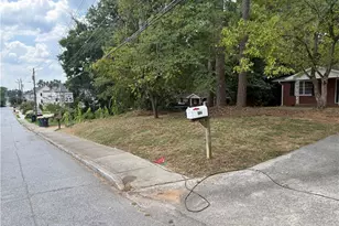 964 Myrtle St, Roswell, GA 30075 - Photo 4