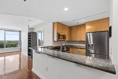 3338 Peachtree Road NE #1810, Atlanta, GA 30326 - Photo 4
