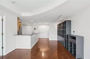 3338 Peachtree Rd NE, Atlanta, GA 30326 - Photo 12