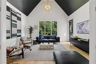 765 Heards Ferry Rd, Sandy Springs, GA 30328 - Photo 22