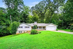 578 Glennhaven Dr NW, Marietta, GA 30064 - Photo 2