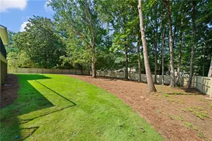 1671 Manhasset Dr, Dunwoody, GA 30338 - Photo 2
