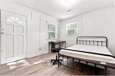 1071 Center Street NW, Atlanta, GA 30318 - Photo 4