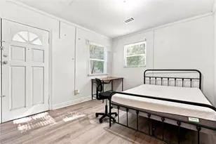 1071 Center St NW, Atlanta, GA 30318 - Photo 4