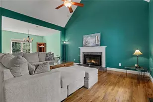 4005 Fraser Cir, Gainesville, GA 30506 - Photo 4