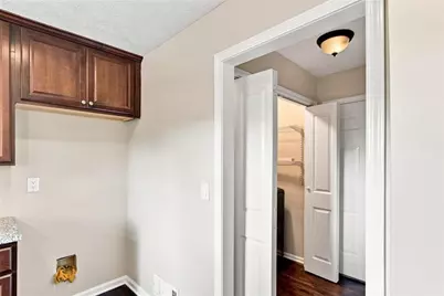 136 Springcrest Trail, Lawrenceville, GA 30046 - Photo 16