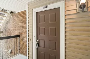 611 Barrington Hills Dr, Sandy Springs, GA 30350 - Photo 14