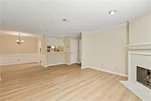 611 Barrington Hills Dr, Sandy Springs, GA 30350 - Photo 18