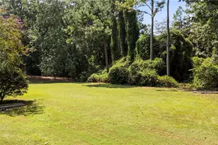 611 Barrington Hills Dr, Sandy Springs, GA 30350 - Photo 12