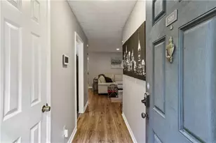2901 Lenox Rd NE, Atlanta, GA 30324 - Photo 2