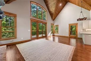 2634 Mountain Tops Rd, Blue Ridge, GA 30513 - Photo 10