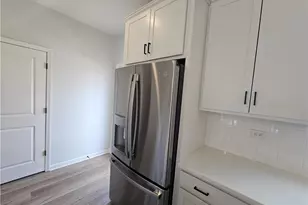 3670 Willow Glade Trl, Lawrenceville, GA 30043 - Photo 6