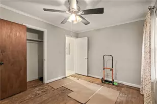 719 Sherwood Dr, Griffin, GA 30224 - Photo 8