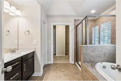 7695 Highland Bluff, Sandy Springs, GA 30328 - Photo 14