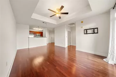 325 E Paces Road NE #606, Atlanta, GA 30305 - Photo 6