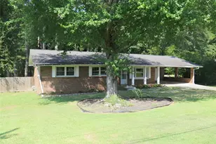 2455 Thornton Dr, Atlanta, GA 30349 - Photo 2