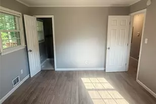 2455 Thornton Dr, Atlanta, GA 30349 - Photo 20