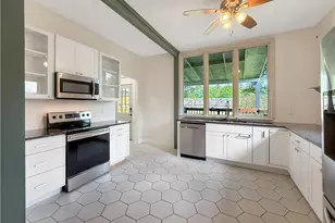 691 Florence Pl NW, Atlanta, GA 30318 - Photo 12