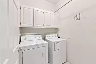4345 Hambrick Pl, Stone Mountain, GA 30083 - Photo 10