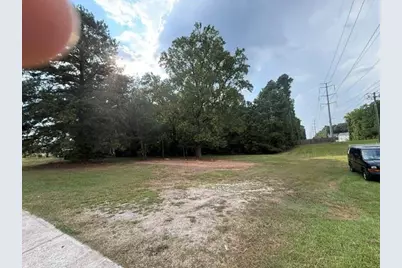 35 Russell Road, Lawrenceville, GA 30043 - Photo 4