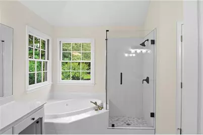 180 Shyrewood Drive, Lawrenceville, GA 30043 - Photo 24
