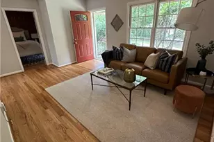 3403 Phillips Circle, Decatur, GA 30032 - Photo 2