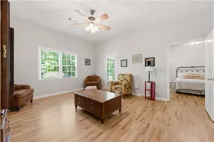 2372 Habersham Dr SW, Marietta, GA 30064 - Photo 14